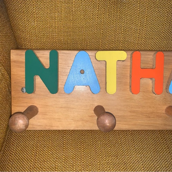 5 Peg Wooden Clothes Rack Wall Mount NATHANIEL Primary Colors 5” x 19.5” - Picture 2 of 9